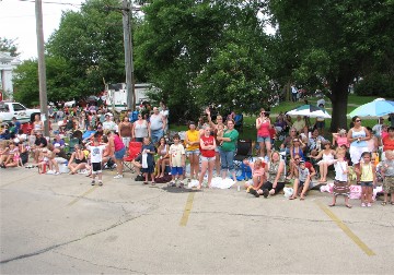 2010 Petunia Festival Parade, Dixon, IL